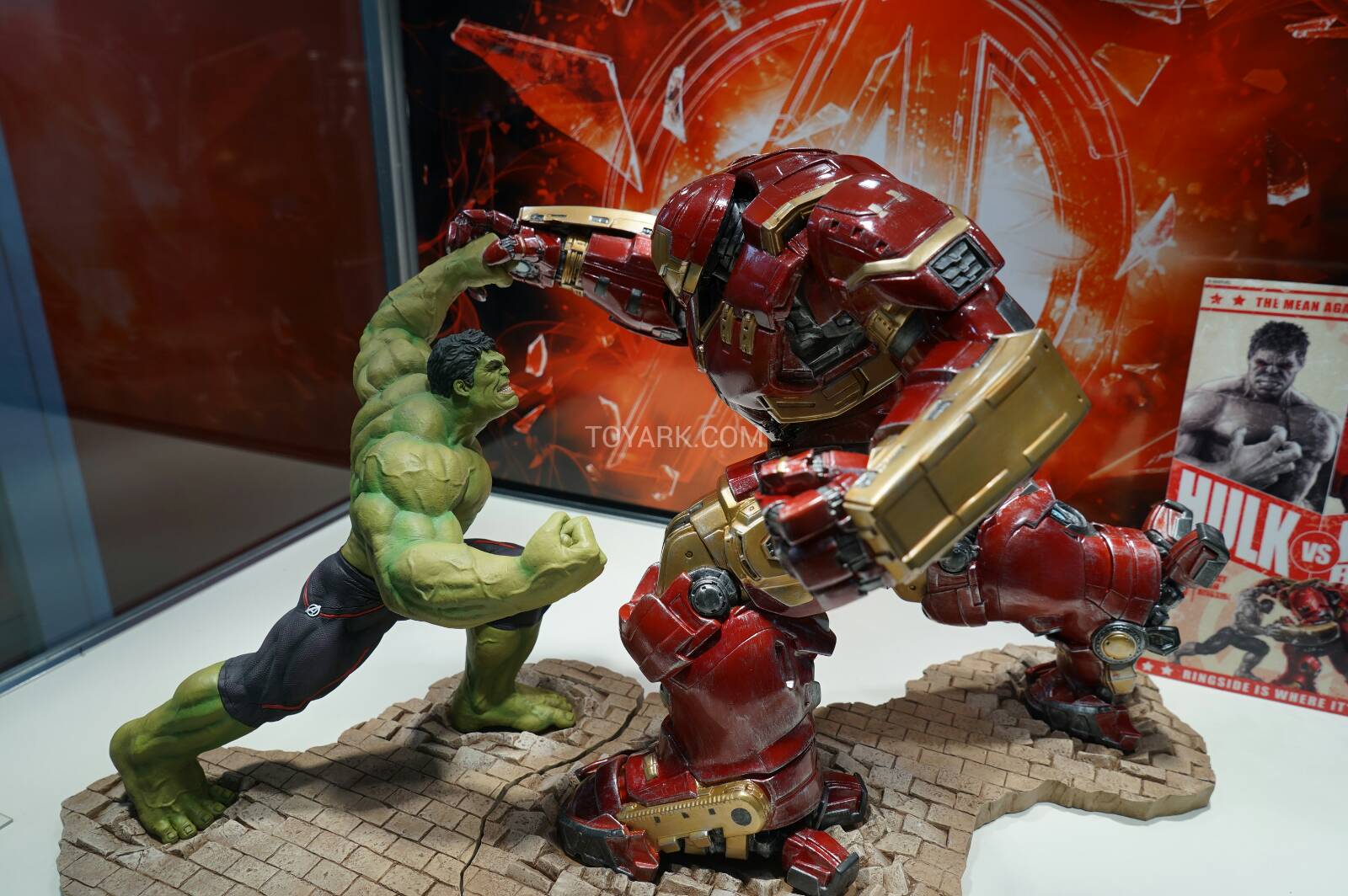 Avengers: Age of Ultron Hulkbuster Iron Man vs. Hulk  Attachment
