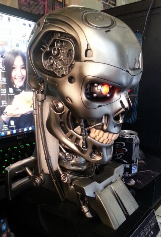 [Chronicle Collectibles] Terminator Genisys: T-800 - Life Size Bust Attachment